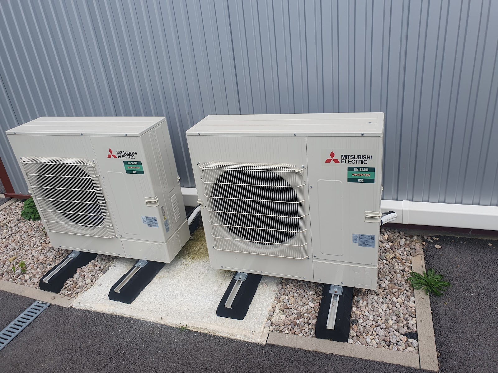 Deux pompes à chaleur Mitsubishi Electric installées par Climalife54